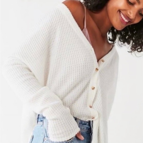 Urban Outfitters Out From Under White Button Down Off-the-Shoulder Sweater XS - Picture 1 of 8